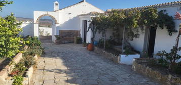 Casa o chalet independiente en venta en  medina s/n