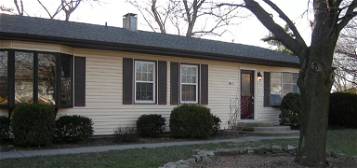1913 Indian Trail Dr, West Lafayette, IN 47906