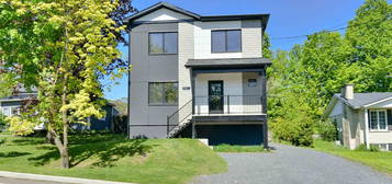 312 - 316, Rue de l'Union
                        Coaticook