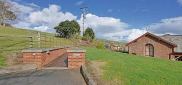 2 bedroom barn conversion