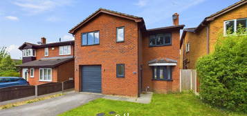 4 bedroom detached house to rent