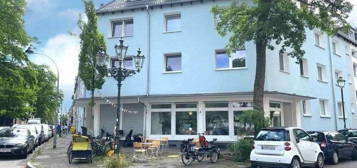 Ab 01.09: Schicke 2-Zimmer-Wohnung in Düsseldorf-Benrath, Übernahme EBK möglich