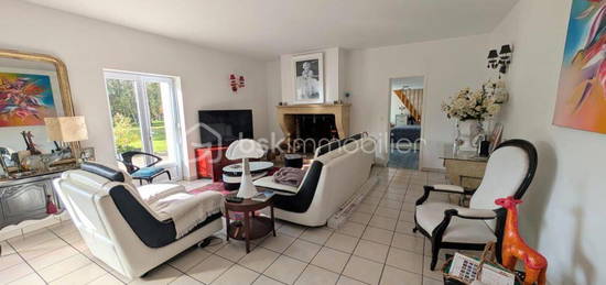 Maison  à vendre, 5 pièces, 3 chambres, 170 m²