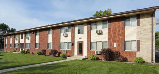 Mayfair Apartments, Milwaukee, WI 53225