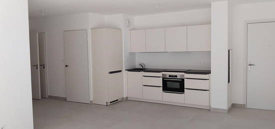 Appartement  à louer, 2 pièces, 1 chambre, 60 m²