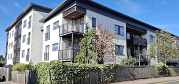 Flat for sale in Lemsford Road, Hatfield AL10