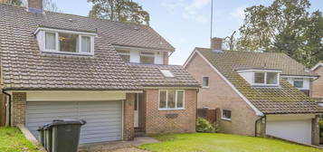 4 bed detached house for sale