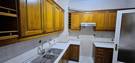 SİBEL EMLAKTAN RUMELİ CADDESİNDE SATILIK FIRSAT 3+1 DAİRE