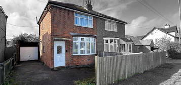 2 bed semi-detached house for sale