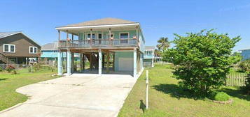 16518 Mansvelt Rd, Jamaica Beach, TX 77554