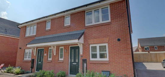 2 bedroom semi-detached house