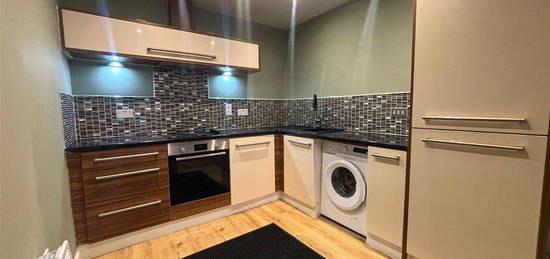 Flat to rent in Ryland Street, Birmingham B16