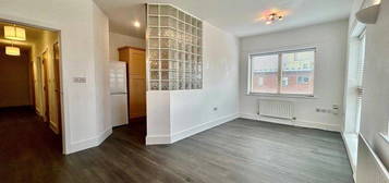 2 bed flat to rent