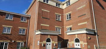 2 bedroom ground floor flat