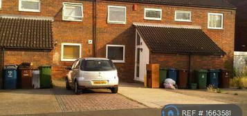 2 bedroom terraced house