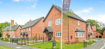 3 bed detached house for sale