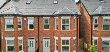 4 bedroom semi-detached house