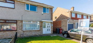 3 bed semi-detached house for sale