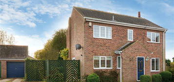 3 bedroom detached house