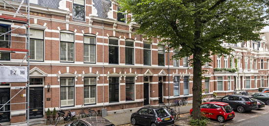 Jan van Nassaustraat 17