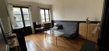 Appartement 2 p à PARIS 3ème