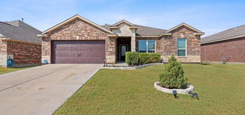 1336 Twin Estates Dr, Kyle, TX 78640