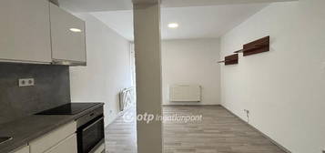 Pápa, Pápai kistérség, ingatlan, kiadó, lakás, 52 m2