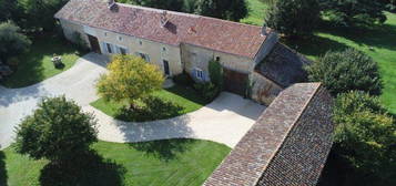 Maison  à vendre, 6 pièces, 3 chambres, 229 m²