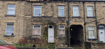 2 bed terraced house for sale