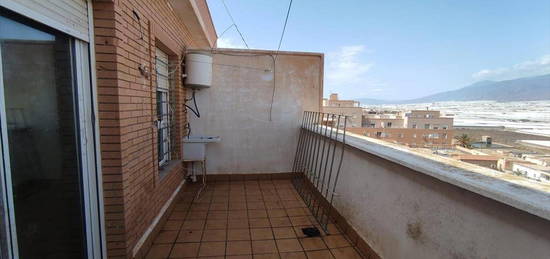 Piso en venta en El Yiyo, Carretera Mojonera – Cortijos de Marín