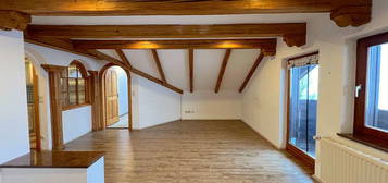 Gemütliche 3-Zimmer-Wohnung mit Balkon in ruhiger Lage bei Saalfelden zur Miete