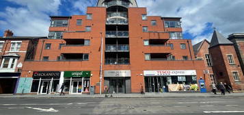 2 bed flat for sale