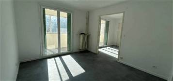 Appartement  à louer, 3 pièces, 1 chambre, 58 m²