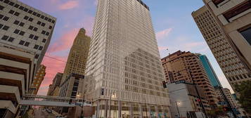 Commerce Tower, Kansas City, MO 64105