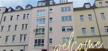 ++ schöne 1-Raum Wohnung mit Balkon & Fahrstuhl, perfekt für Azubis & Studenten ++
