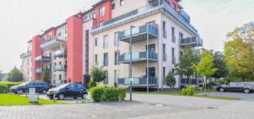 Wunderschöne 3-Zi.-Erdgeschosswohnung auf 125 m² mit Balkon und Garage!