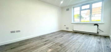 1 bedroom ground floor flat