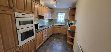 Flat to rent in Orchard Brae Avenue, Orchard Brae, Edinburgh EH4