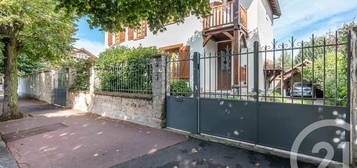 Achat maison 8 pièces 145 m²