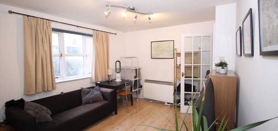 Studio to rent in Plough Way, Surrey Quays, London SE16