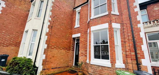 3 bedroom terraced house