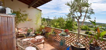 Maison 140 m² , 3 ch. terrasse  et dépendances 90 m²