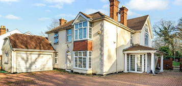 6 bedroom detached house for sale