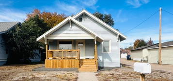 113 W 5th St, Ogallala, NE 69153