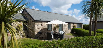 Barn conversion to rent in Gonwin Manor Drive, Carbis Bay TR26