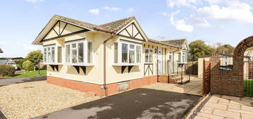 Mobile/park home for sale in Briar Close, Bognor Regis PO21