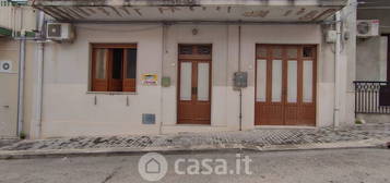 Casa indipendente in Via Brindisi 33