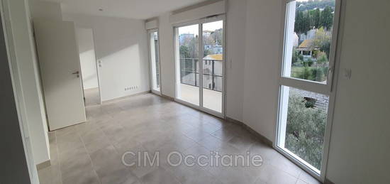 A LOUER APPARTEMENT 3 PIECES SETE