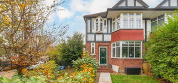 Flat for sale in Wells Drive, London NW9