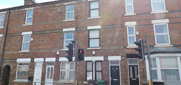 4 bedroom terraced house